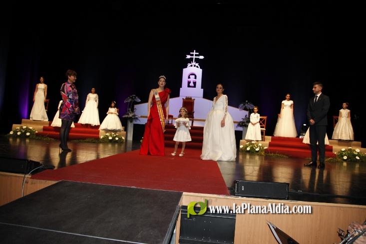 Marta Guzm?n ja 'reina' en les festes de Sant Vicent de la Vall