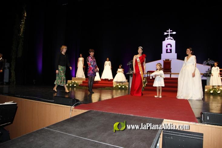 Marta Guzm?n ja 'reina' en les festes de Sant Vicent de la Vall