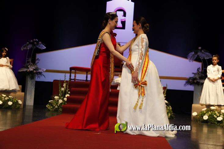 Marta Guzm?n ja 'reina' en les festes de Sant Vicent de la Vall