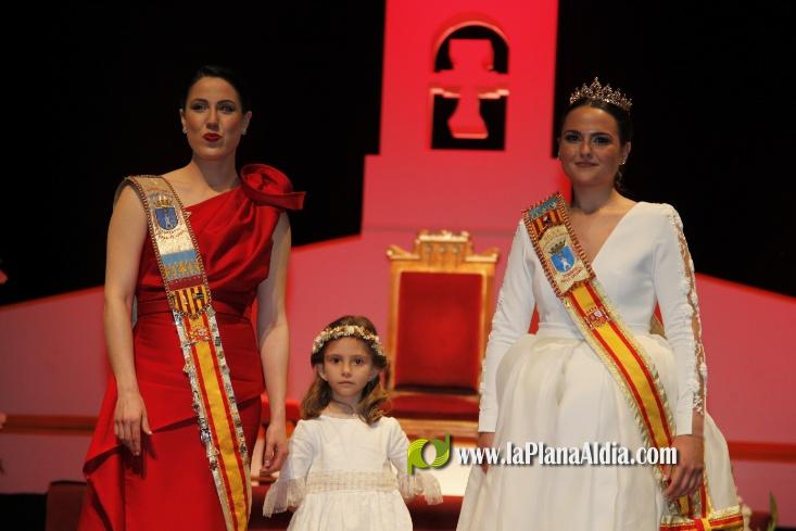 Marta Guzm?n ja 'reina' en les festes de Sant Vicent de la Vall