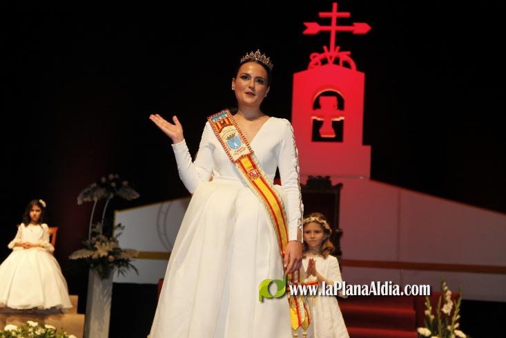 Marta Guzm?n ja 'reina' en les festes de Sant Vicent de la Vall