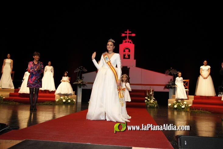 Marta Guzm?n ja 'reina' en les festes de Sant Vicent de la Vall