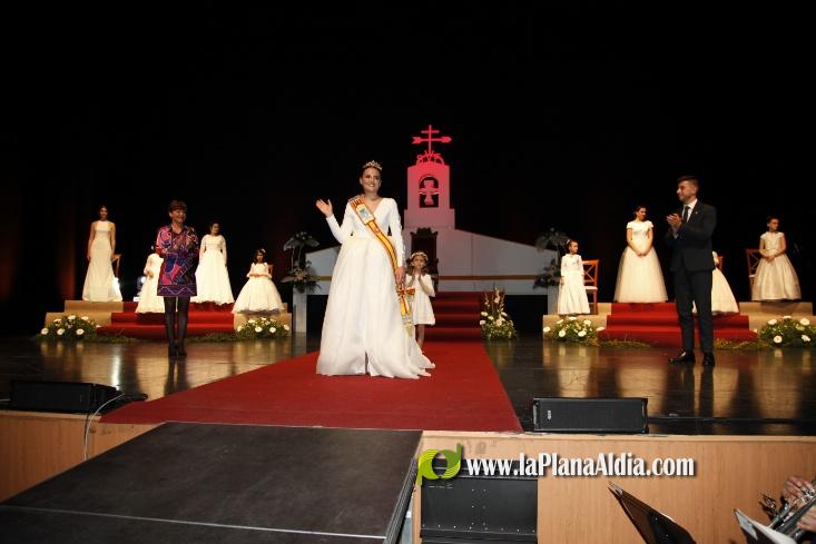 Marta Guzm?n ja 'reina' en les festes de Sant Vicent de la Vall