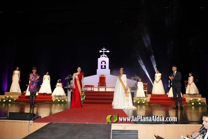 Marta Guzm?n ja 'reina' en les festes de Sant Vicent de la Vall