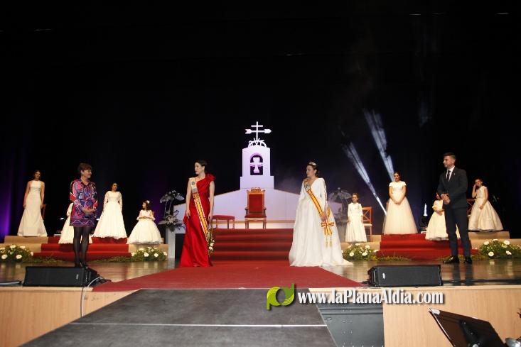 Marta Guzm?n ja 'reina' en les festes de Sant Vicent de la Vall