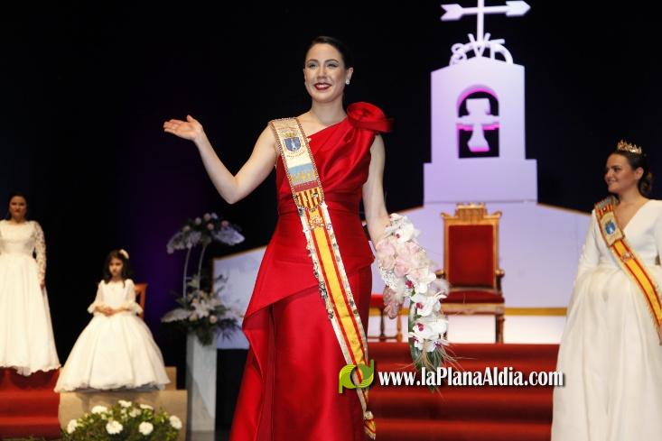 Marta Guzm?n ja 'reina' en les festes de Sant Vicent de la Vall