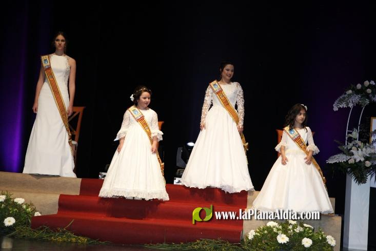 Marta Guzm?n ja 'reina' en les festes de Sant Vicent de la Vall