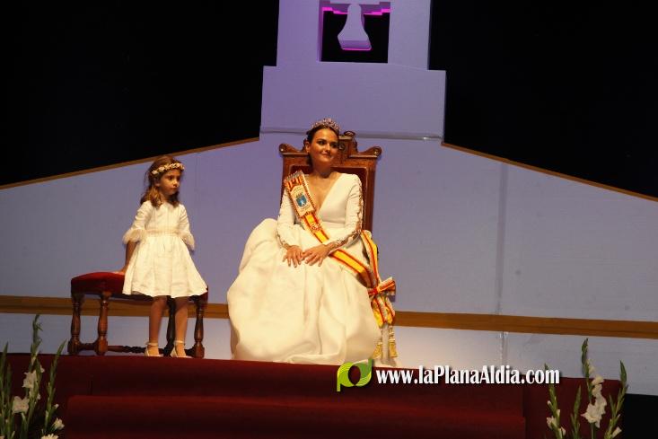 Marta Guzm?n ja 'reina' en les festes de Sant Vicent de la Vall