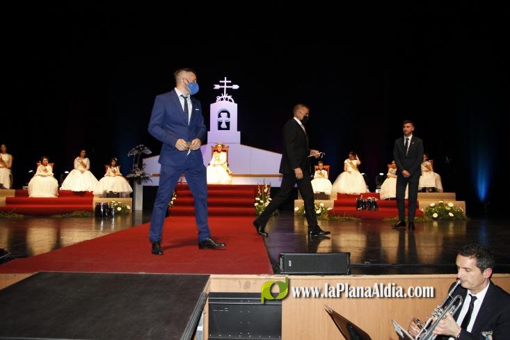 Marta Guzm?n ja 'reina' en les festes de Sant Vicent de la Vall