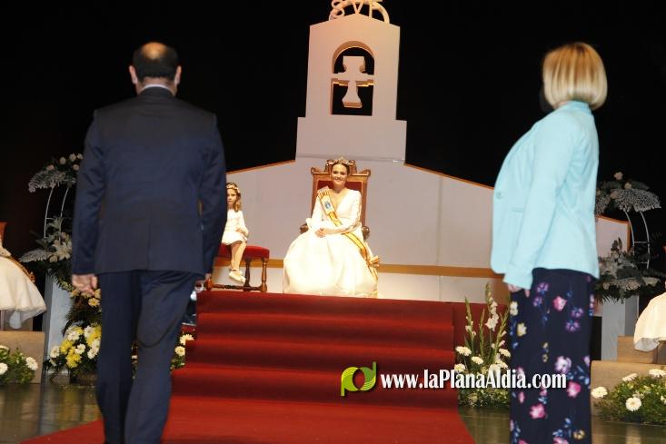 Marta Guzm?n ja 'reina' en les festes de Sant Vicent de la Vall