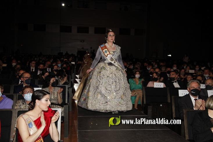 Marta Guzm?n ja 'reina' en les festes de Sant Vicent de la Vall