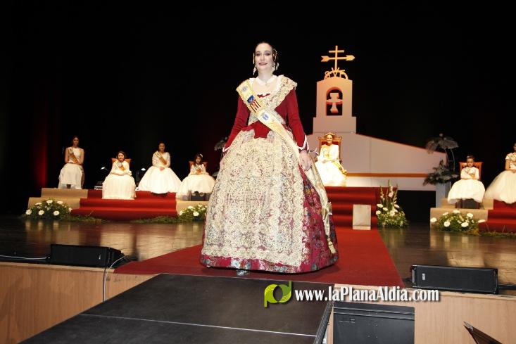 Marta Guzm?n ja 'reina' en les festes de Sant Vicent de la Vall