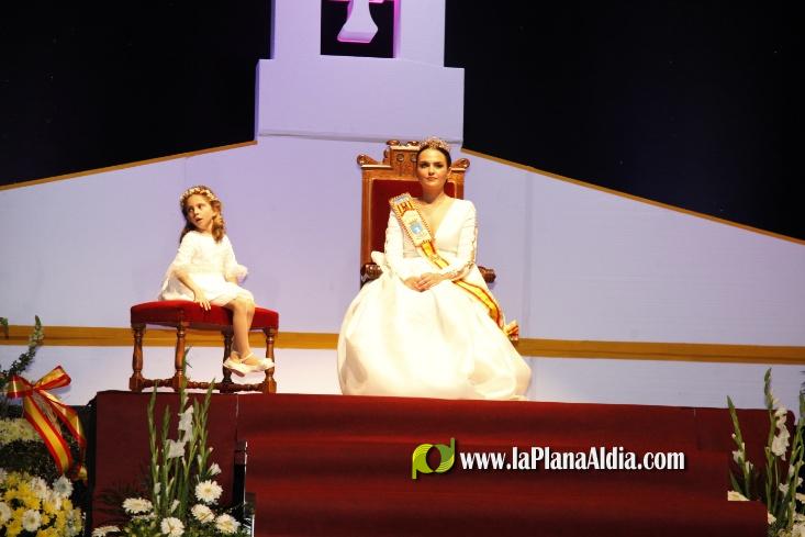 Marta Guzm?n ja 'reina' en les festes de Sant Vicent de la Vall