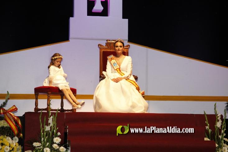 Marta Guzm?n ja 'reina' en les festes de Sant Vicent de la Vall