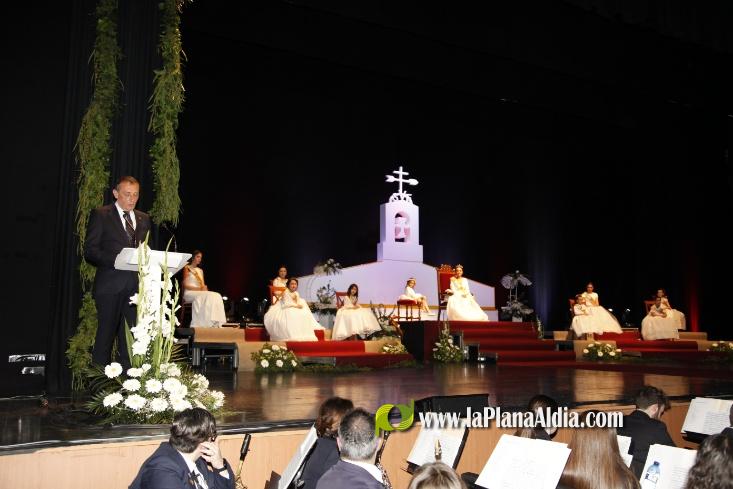 Marta Guzm?n ja 'reina' en les festes de Sant Vicent de la Vall