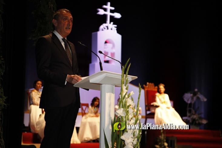 Marta Guzm?n ja 'reina' en les festes de Sant Vicent de la Vall