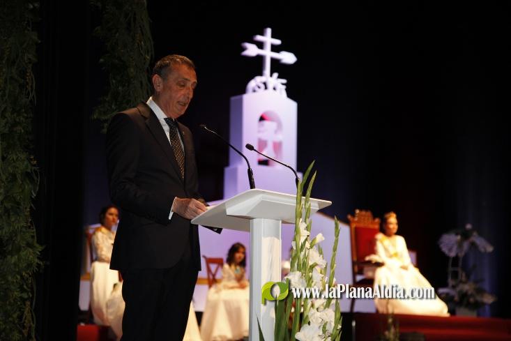 Marta Guzm?n ja 'reina' en les festes de Sant Vicent de la Vall