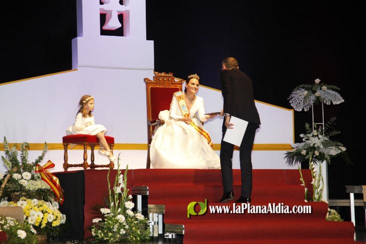 Marta Guzm?n ja 'reina' en les festes de Sant Vicent de la Vall