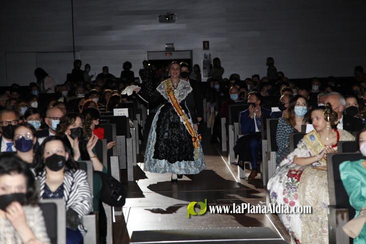 Marta Guzm?n ja 'reina' en les festes de Sant Vicent de la Vall