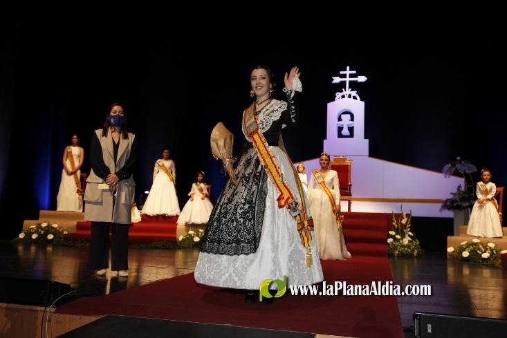 Marta Guzm?n ja 'reina' en les festes de Sant Vicent de la Vall
