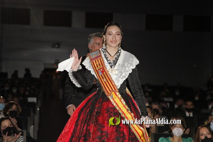 Marta Guzm?n ja 'reina' en les festes de Sant Vicent de la Vall