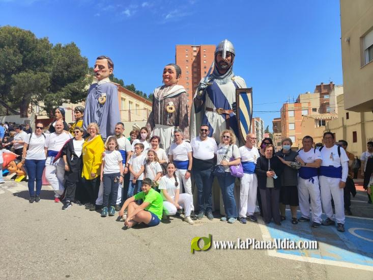 Multitudinaria Festa del Rotllo de Alcora con la tradici?n por la ma?ana y la marcha por la tarde 