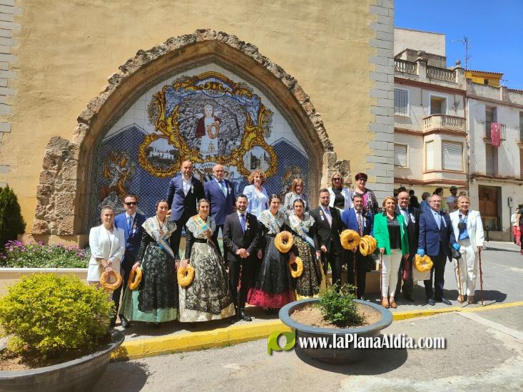 Multitudinaria Festa del Rotllo de Alcora con la tradici?n por la ma?ana y la marcha por la tarde 