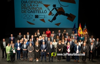 La Diputacin celebra sus 200 aos de existencia con la entrega al CD Castelln de la Alta Distincin de la provincia en el ao de su centenario