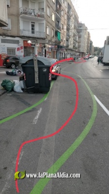 La ltima ocurrencia, un carril bici en zig-zag en pleno casco urbano