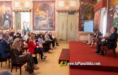 Calvo califica de 'vital' el papel de la diputación para 'coordinar las necesidades de los lugares pequeños y exigir allí los mismos derechos y servicios'