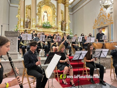 La Llosa disfruta de las Fiestas de Reparación y Dedicación del Temple Parroquial de Salvador