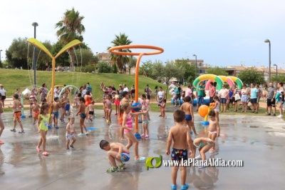 Onda estrena con una refrescante Fiesta del Agua el nuevo espacio infantil del Parque de la Cerámica