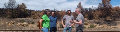 Una delegación de Esquerra Unida visita la zona afectada por el incendio forestal de Bejís