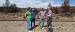 Una delegación de Esquerra Unida visita la zona afectada por el incendio forestal de Bejís