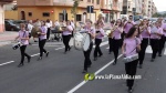 Acolorida cercavila de disfresses infantils