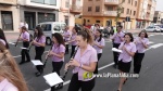 Acolorida cercavila de disfresses infantils