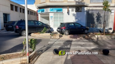 Espectacular accidente ce circulació en Corts Valencianes