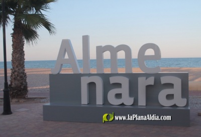 La Playa Casablanca aumenta de 4 a 7 el número de 'xiringuitos' a partir de este verano
