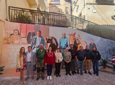 Alfondeguilla inaugura el mural 'Sempre al nostre record'