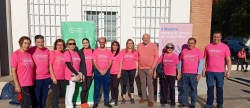 Más de 300 valldalbenses participan en una marcha contra el cáncer