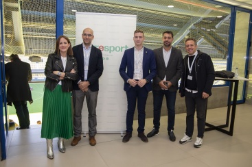 Turesport reúne más de 150 empresas, administraciones, estudiantes y expertos de turismo y deporte en Vila-real