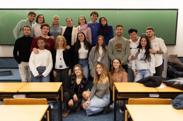 Estudiantat de Publicitat de l'UJI disea una campaa para la Fundacin Asindown