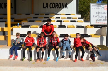50 niños y niñas de Almenara participan en una nueva edición del Campus de Fútbol de Navidad