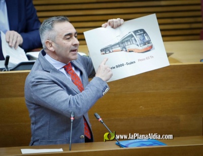 Barrachina: 'Els trens de la Lnia 9 del Tram Dnia-Alacant no poden circular perqu els ponts metllics no suporten el seu pes'