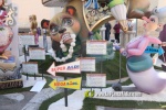 Burriana ya luce sus 36 monumentos falleros en las calles
