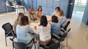 El Ayuntamiento de Almenara colabora con el Instituto Interuniversitario de Desarrollo Local de la UJI para mejorar los servicios sociales