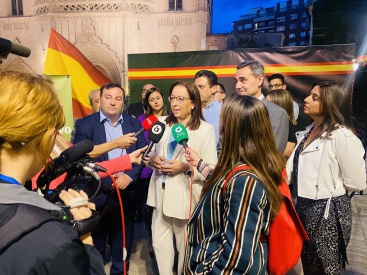 VOX inicia campaña electoral en Castellón con Llanos Massó y Antonio Ortolá como cabezas de lista