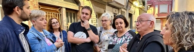 Susana Bolos presenta su programa de gobierno puerta a puerta a la ciudadanía de Ribesalbes