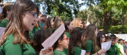 cantata-escolar-a-vila-real-amb-la-participacio-dels-xiquets-i-xiquetes-de-5e-de-primaria