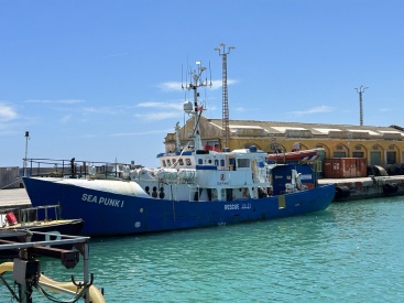 La Caravana Melilla atraca en el port solidari de Borriana i es despedeix amb un '¡Seguim!'